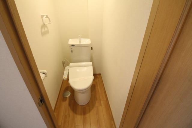 拡大写真：広島市東区温品２丁目 2階204のトイレ