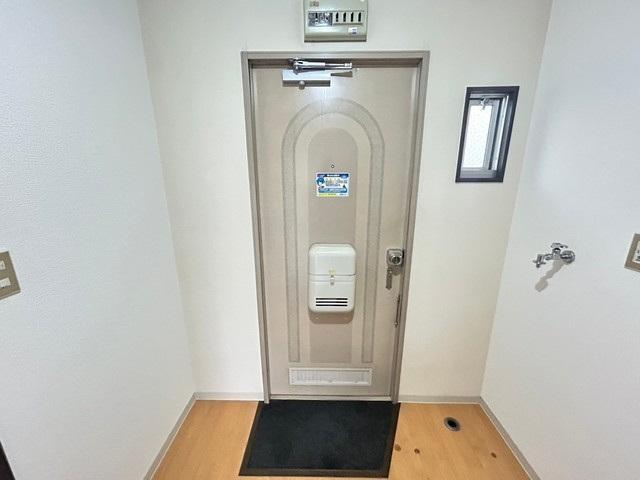 拡大写真:広島市中区吉島東1丁目 1階101の玄関