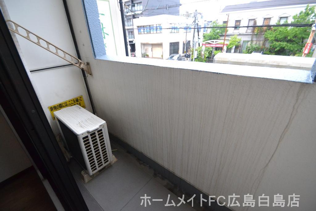 拡大写真:広島市南区宇品神田1丁目 2階401のベランダ