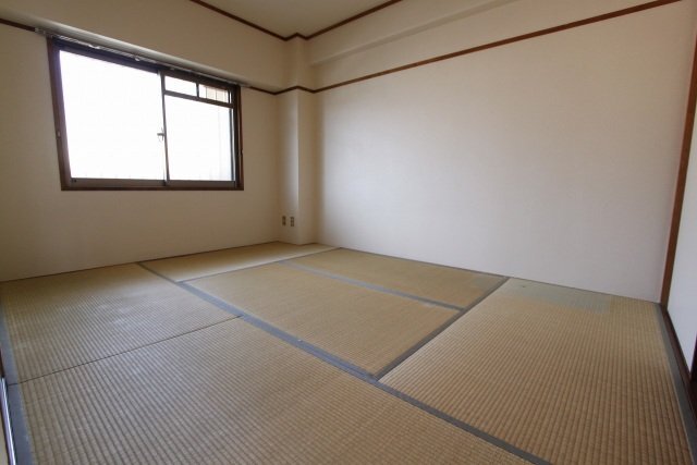 拡大写真:広島市西区井口台1丁目 4階403の寝室