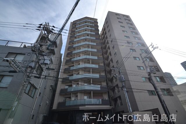 拡大写真:広島市中区東白島町 10階1003の外観写真(昼)
