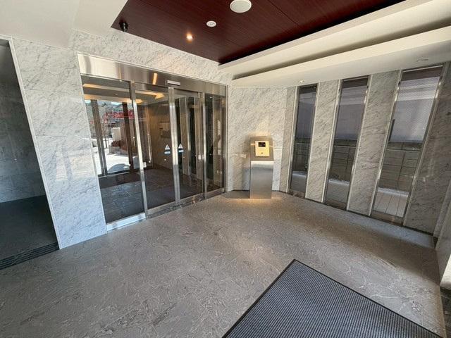 拡大写真:広島市中区西白島町 4階404の庭