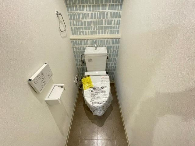 拡大写真:広島市中区西白島町 4階404のトイレ