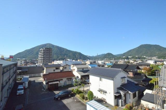 拡大写真:広島市安佐北区可部5丁目 3階301の眺望