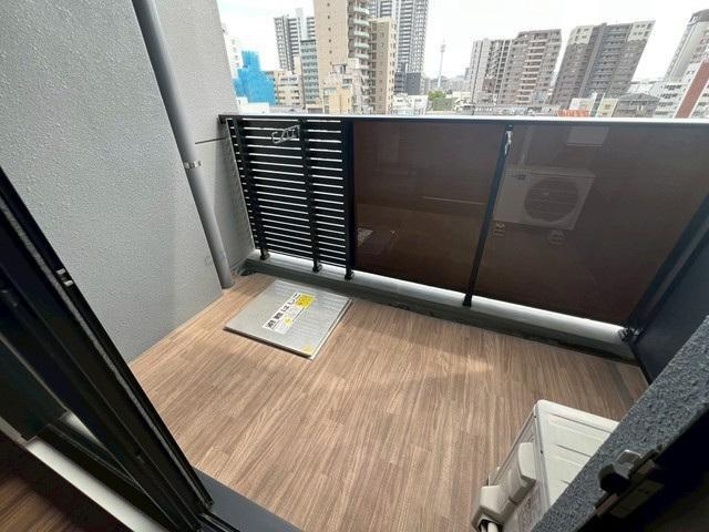 拡大写真:広島市中区西白島町 6階601のベランダ