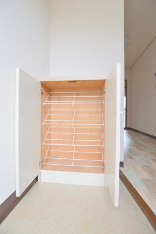 拡大写真:広島市東区牛田早稲田2丁目 2階202の収納