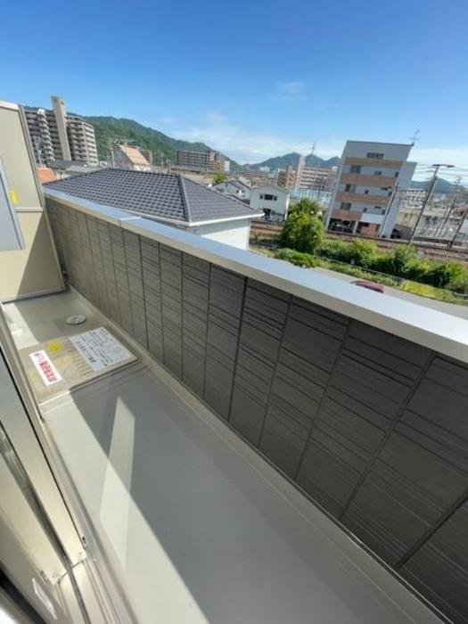拡大写真:ジラソーレ中店 3階304のベランダ