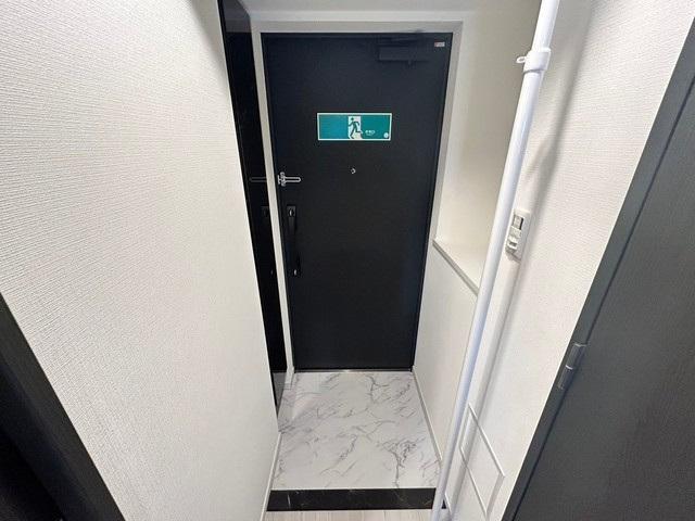拡大写真:広島市中区国泰寺町1丁目 4階402の玄関