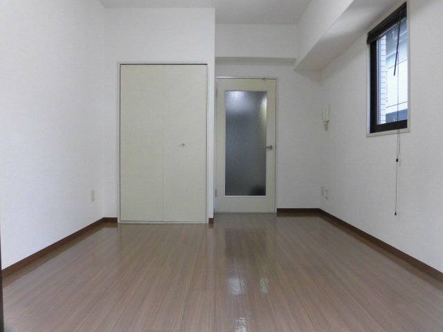 拡大写真：広島市中区大手町３丁目 2階203の室内