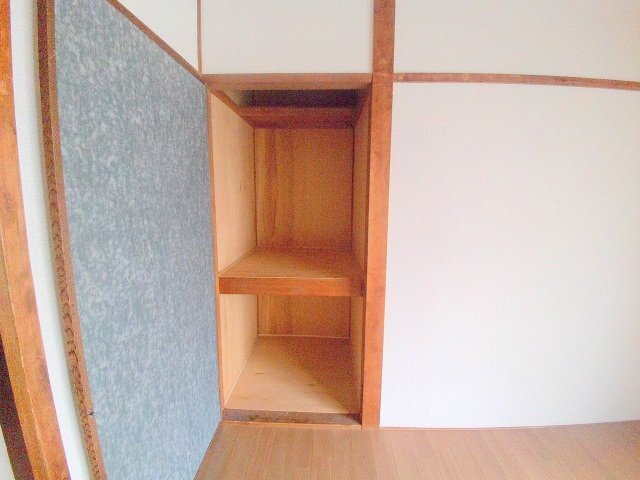 拡大写真:広島市中区吉島町 4階302の収納