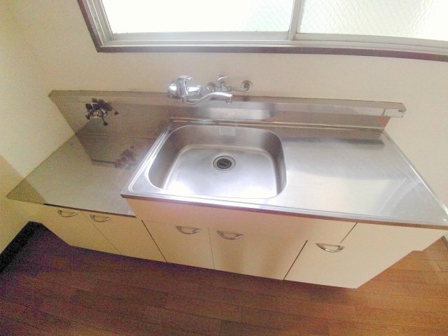 拡大写真:広島市中区吉島町 4階302のキッチン