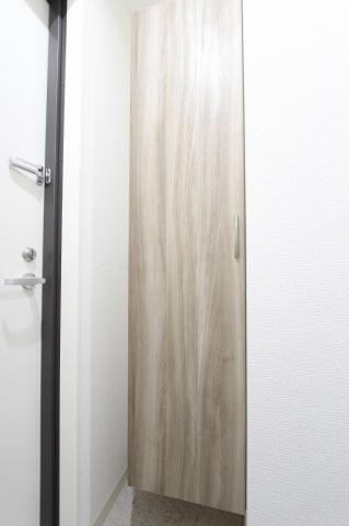 拡大写真:広島市南区西旭町 1階104の玄関