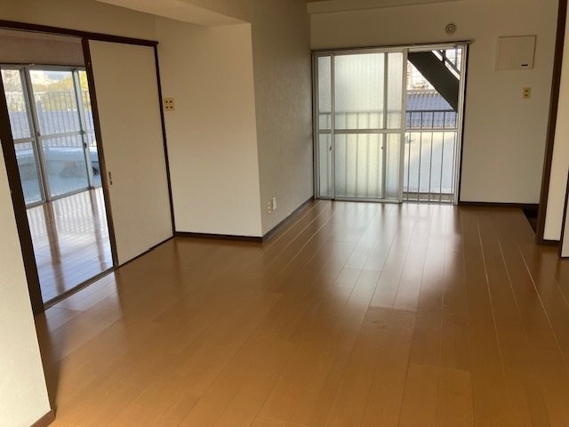 拡大写真:広島市西区観音本町2丁目 4階402の洋室