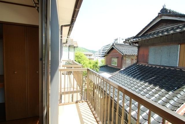 拡大写真:広島市安佐北区深川1丁目 0002のベランダ