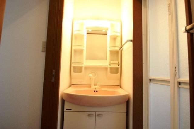 拡大写真:広島市安佐北区深川1丁目 0002の洗面