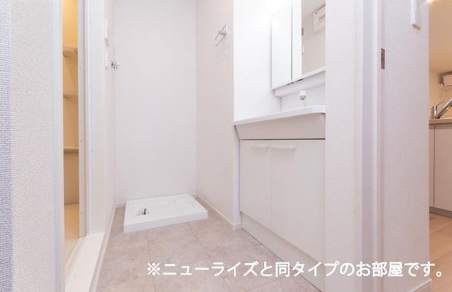 拡大写真:ドゥジェム 1階105の洗面(イメージ)