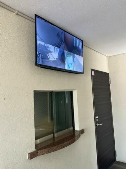 拡大写真:ロイヤル南茨木 3階302の防犯カメラ