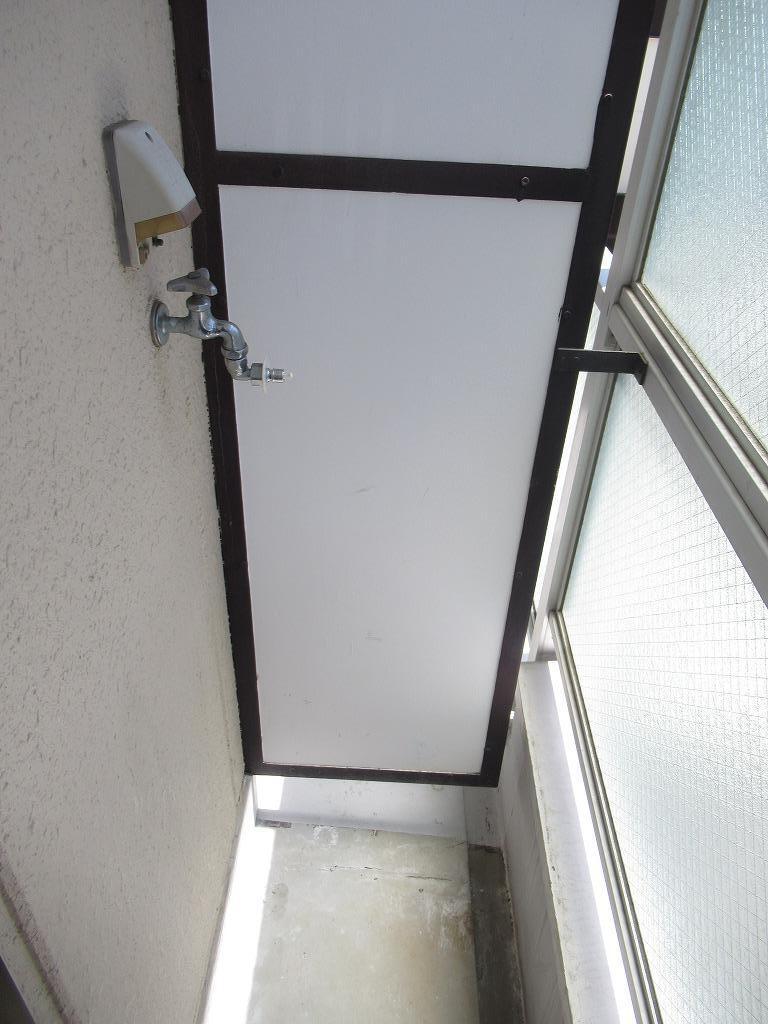 拡大写真:オーク135 2階203のベランダ