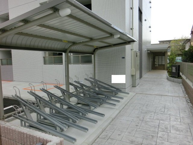 拡大写真：ツイテール 3階301の駐輪場