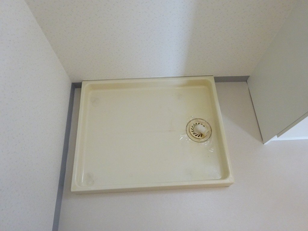 拡大写真：サウスファーム 1階103の洗濯パン
