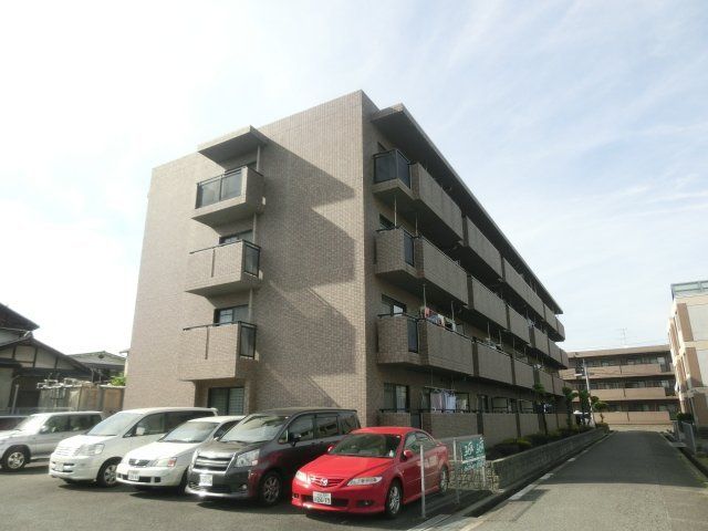 拡大写真：サウスファーム 1階106の外観写真（昼）