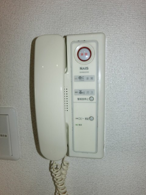 拡大写真：アムズコート 3階302のインターホン