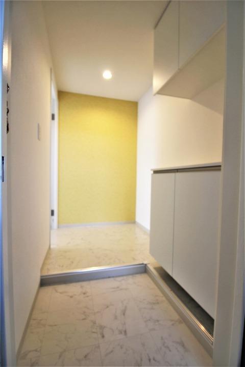 拡大写真:山崎第3マンション 6階601の玄関