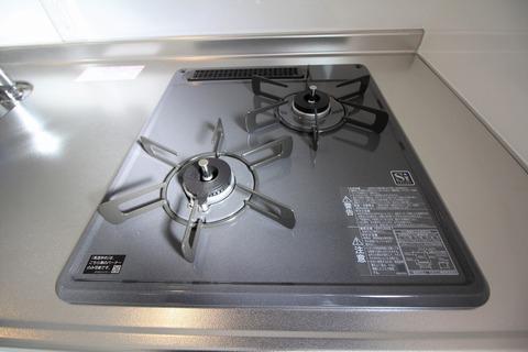 拡大写真:山崎第3マンション 6階601の2口ガスコンロ