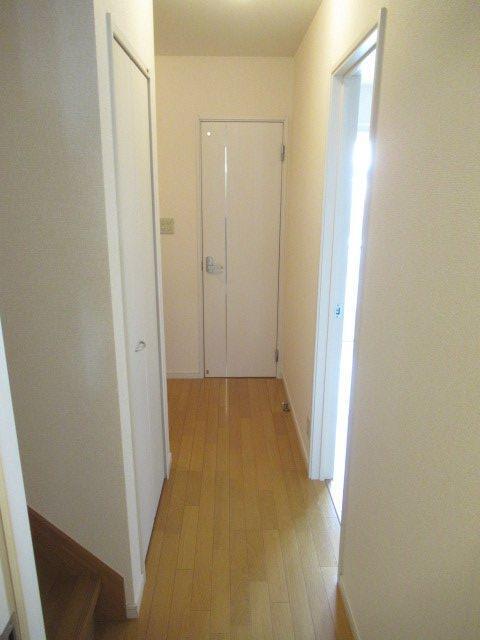 拡大写真：シャルマン 1階Aの廊下