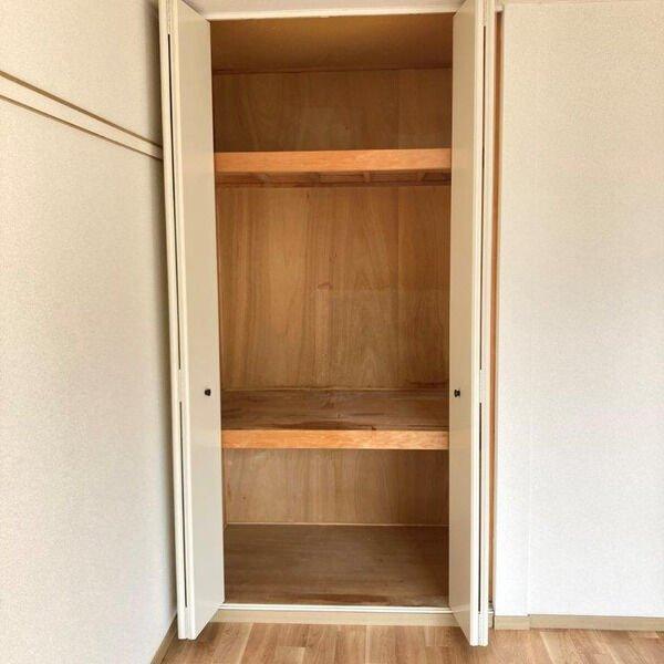 拡大写真：エクセル南茨木 2階B201の収納(イメージ)