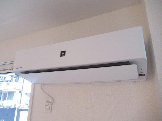 拡大写真:Dresidence茨木蔵垣内 2階202のエアコン