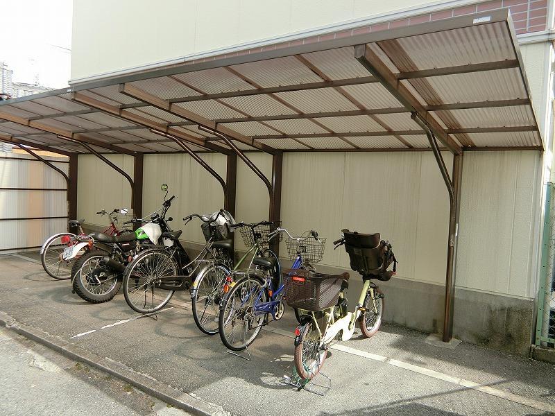 拡大写真:サンハイツ千原Ⅱ 2階202の駐輪場