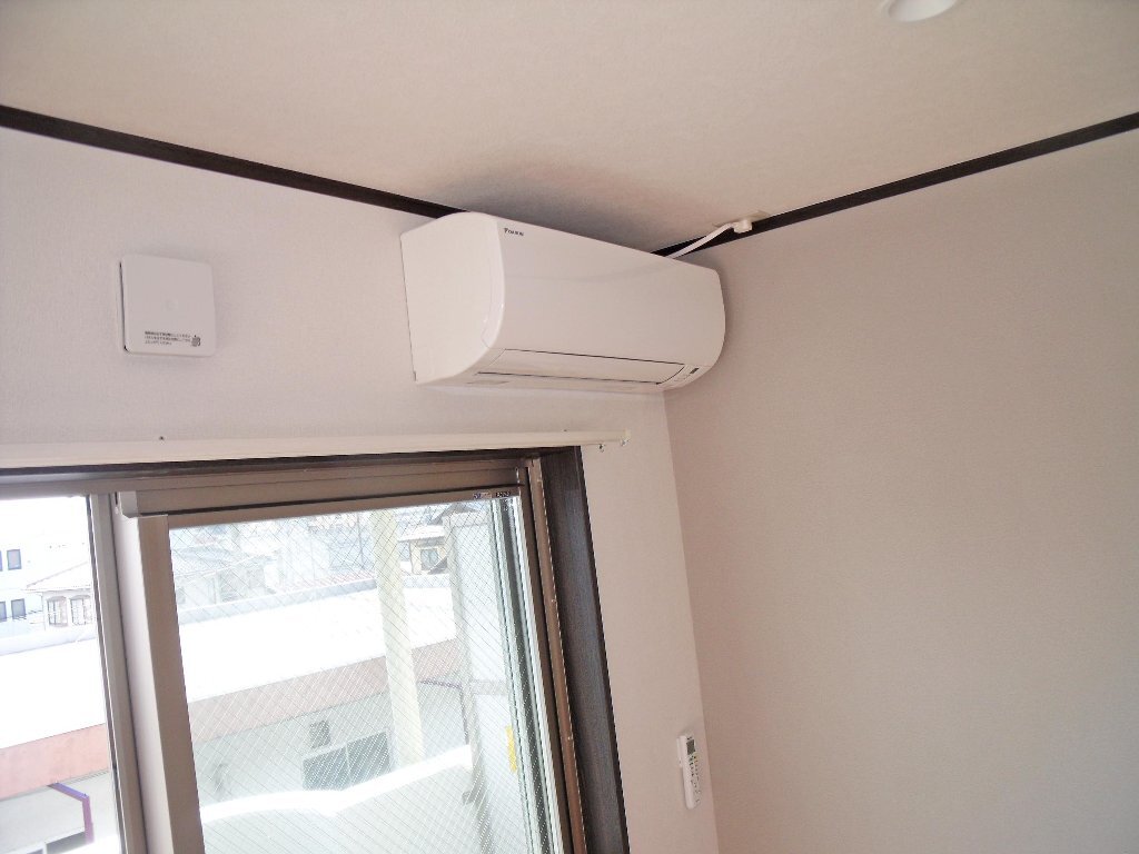 拡大写真：グレイスメゾン咲田 2階205の室内設備