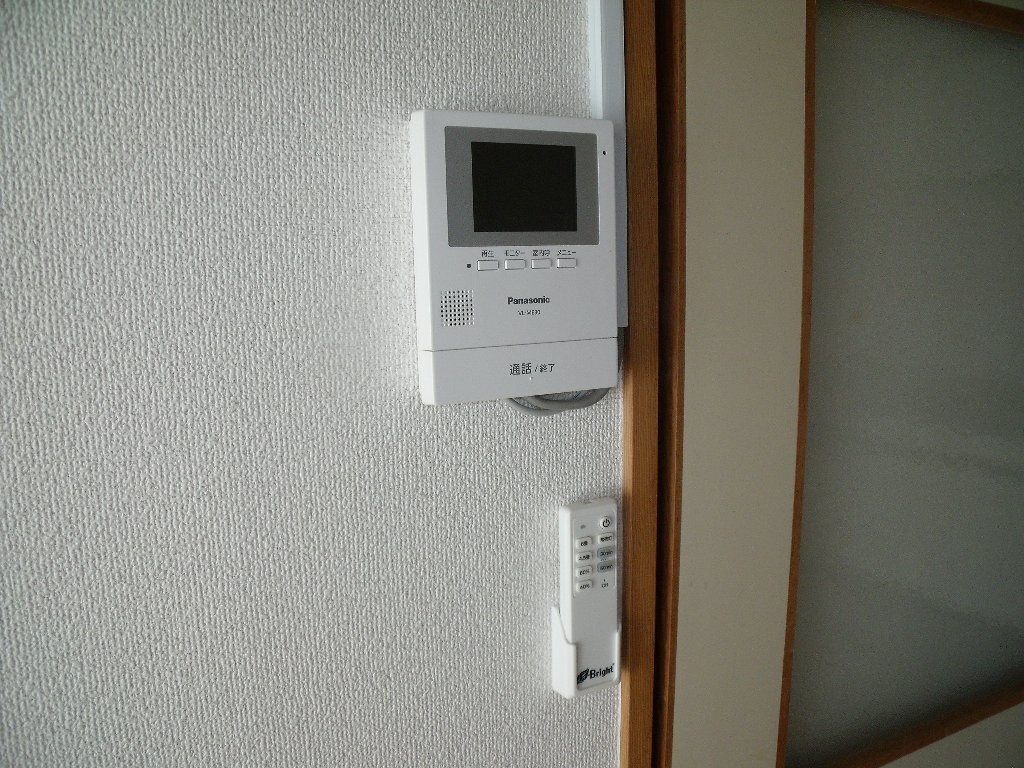 拡大写真：グランラウンジヨコヅカ 2階208のセキュリティ