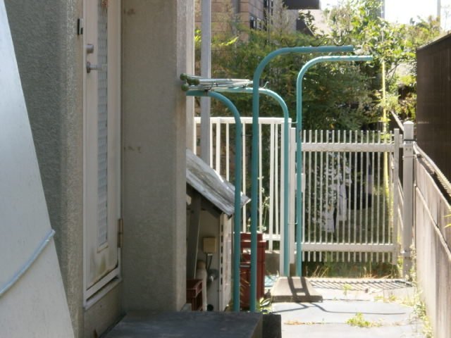 拡大写真：志染町青山貸家 2Fの庭
