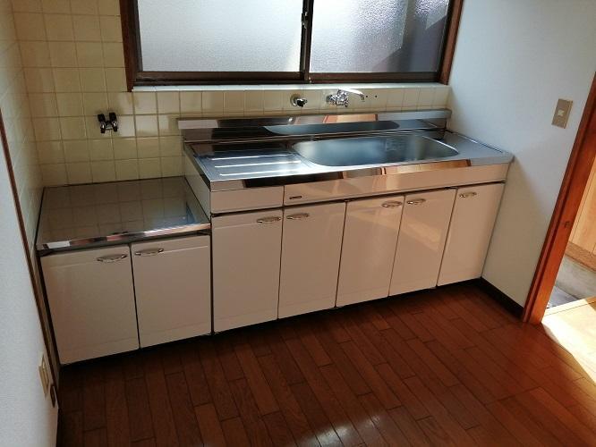 拡大写真:小野市王子町 3のキッチン