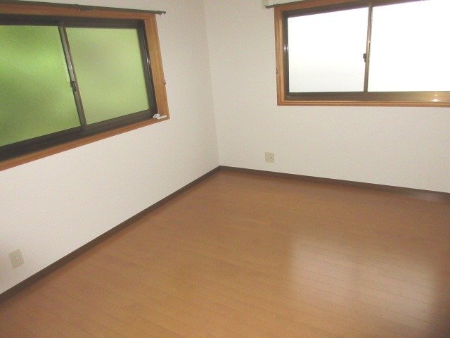 拡大写真：宇和島市妙典寺前 6の室内