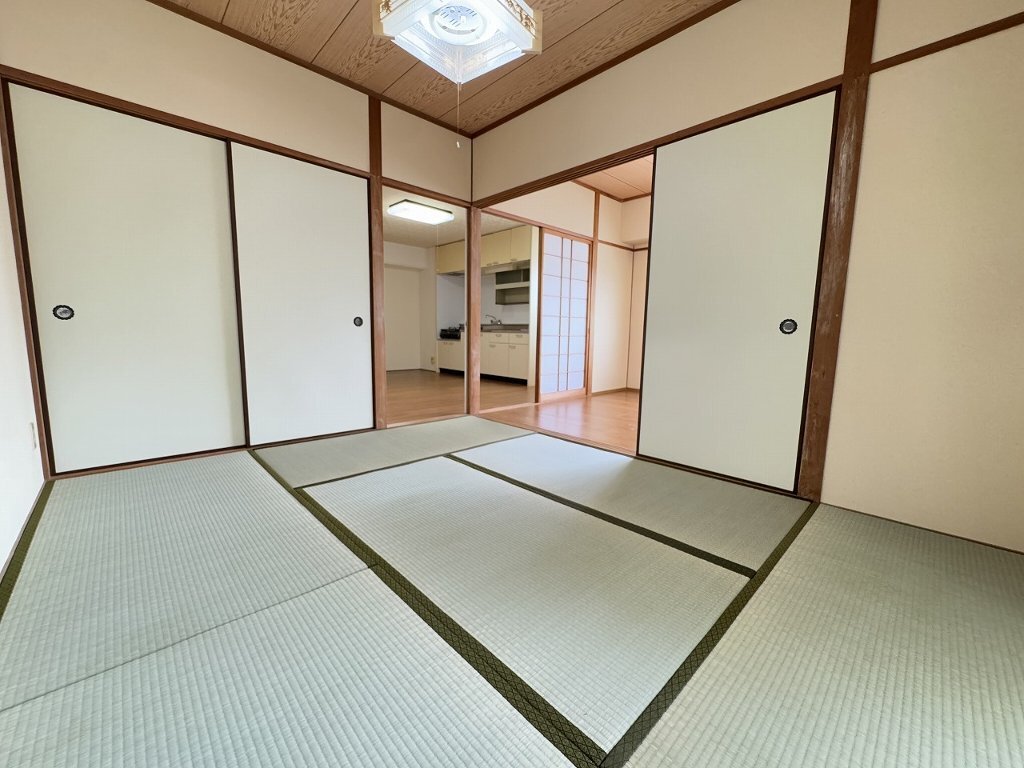 拡大写真:宇和島市堀端町 8階508の寝室