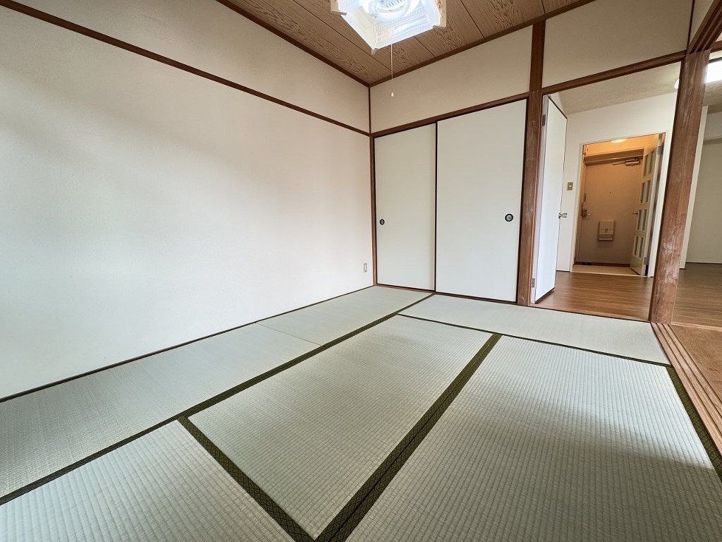 拡大写真:宇和島市堀端町 8階508の寝室
