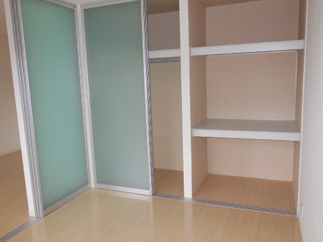 拡大写真：宇和島市中沢町１丁目 1階B101の収納