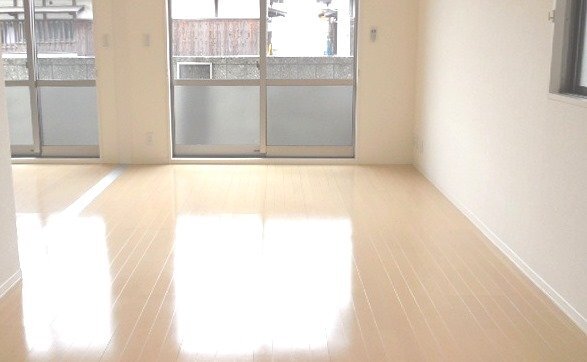 拡大写真：宇和島市中沢町１丁目 1階B101の室内