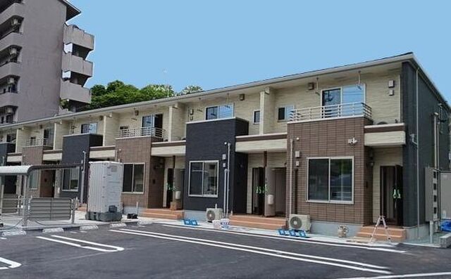 シャルマン宇和島の外観