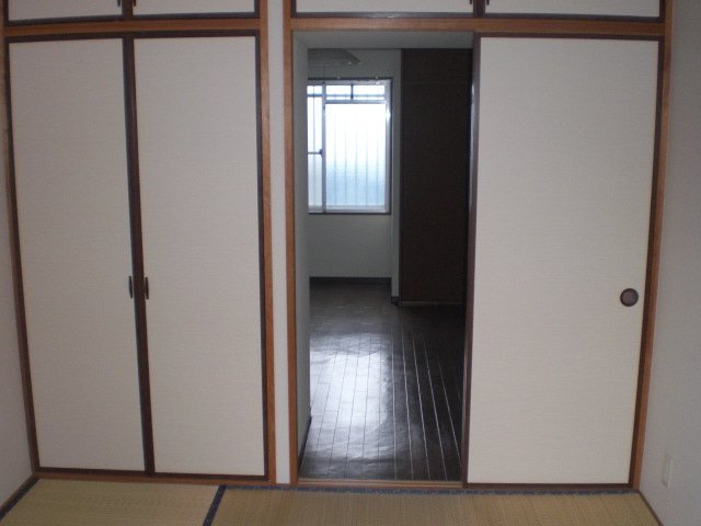 拡大写真：唐津市新興町 3階501の収納