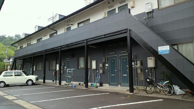 写真：グランデール四季の外観