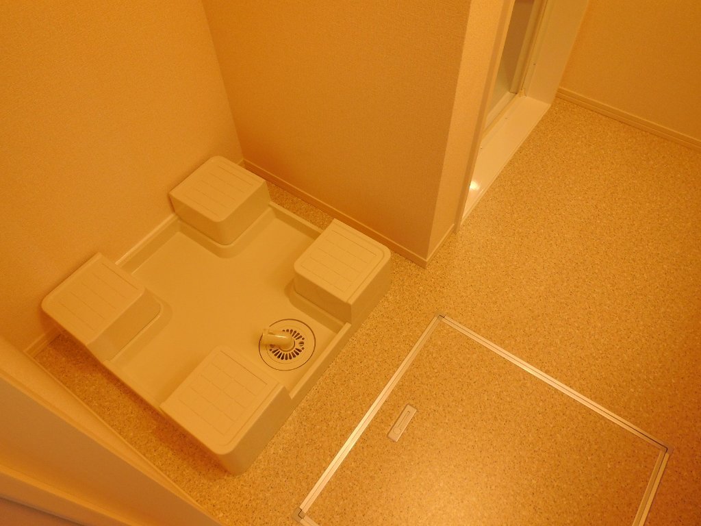 拡大写真：都城市下川東２丁目 1階101の洗面