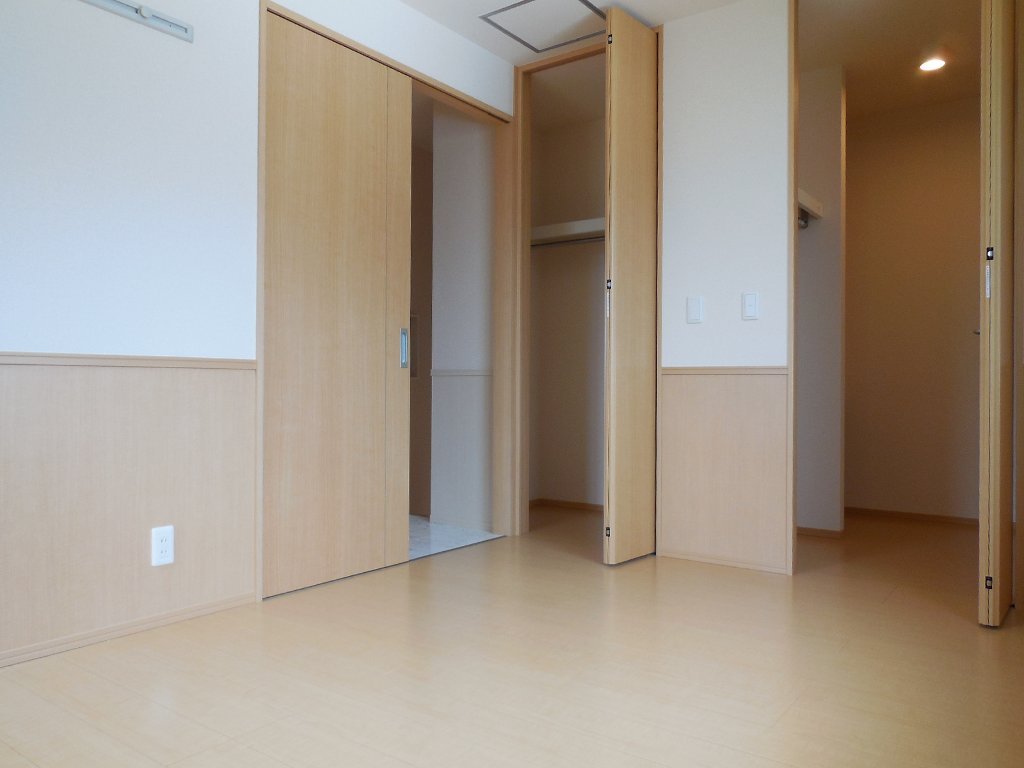 拡大写真：都城市下川東４丁目 2階201の室内