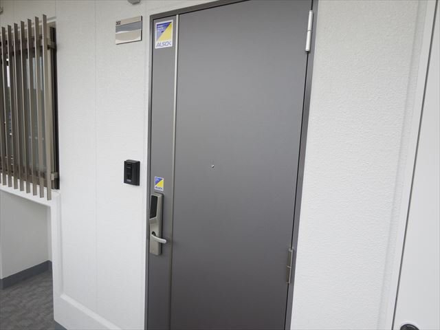 拡大写真：東広島市西条町寺家 4階402の玄関
