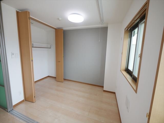 拡大写真：東広島市西条町寺家 4階402の室内