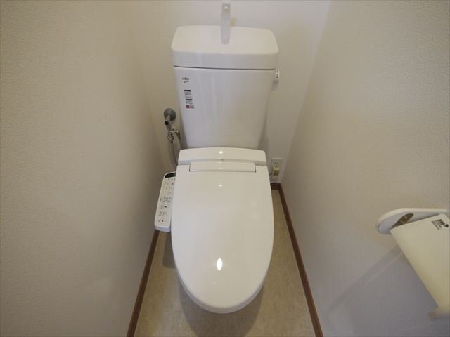 拡大写真：東広島市西条町寺家 4階402のトイレ