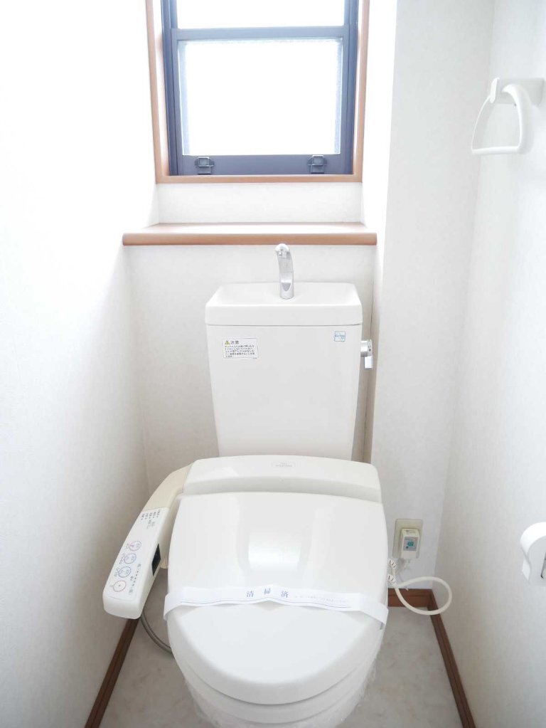 拡大写真：井原市高屋町 2Fのトイレ